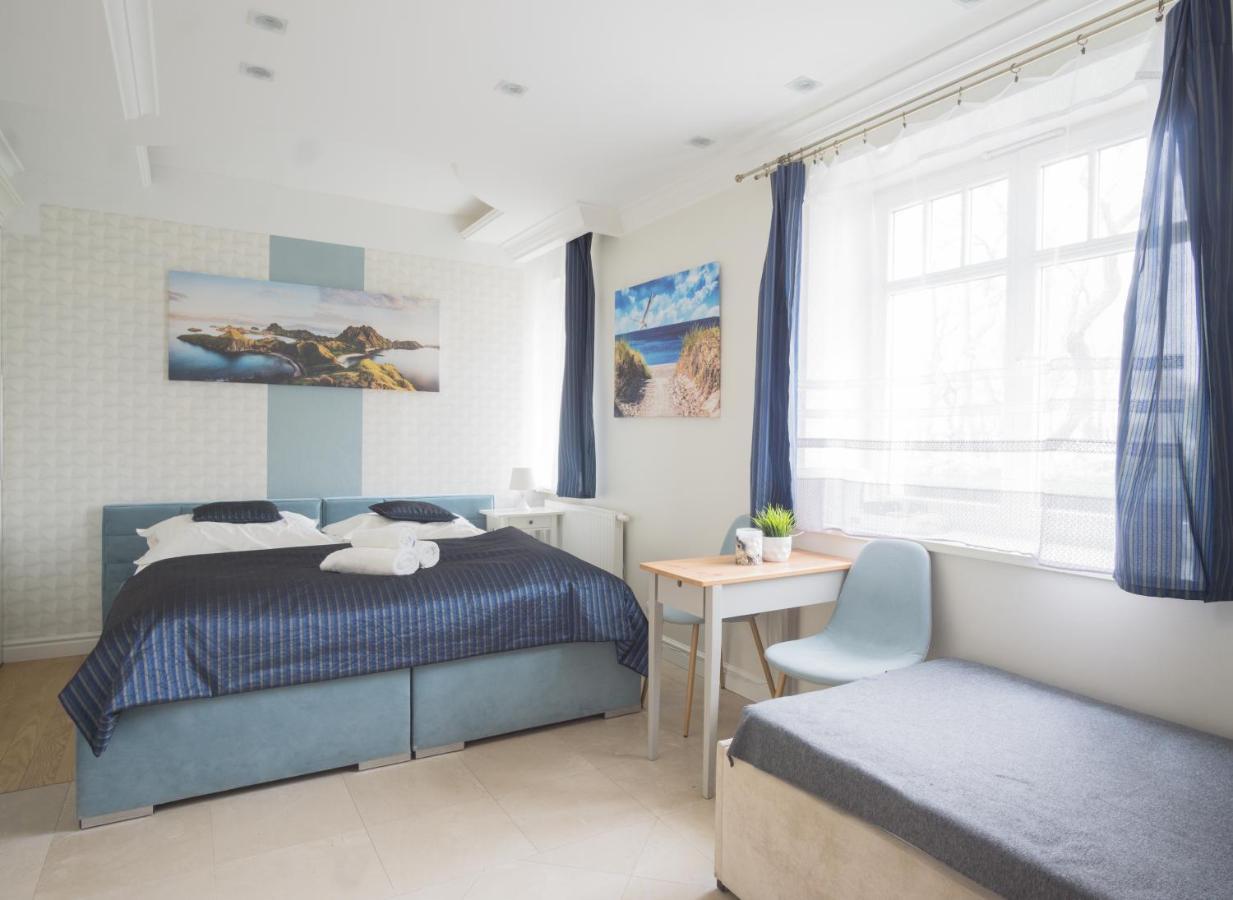 Roomsy Guest House Sopot Bagian luar foto